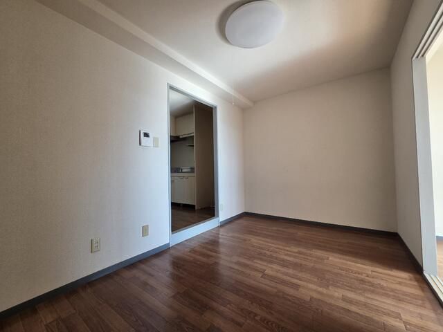 2K Apartment for Rent near Kamifukuoka Station, Fujimino - Thumbnail 4