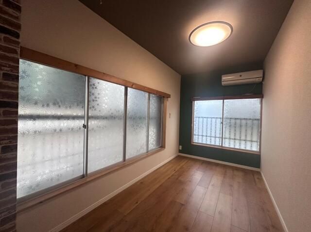 2LDK House for Rent in Meguro-ku, Tokyo - 52.91 sqm - Thumbnail 4