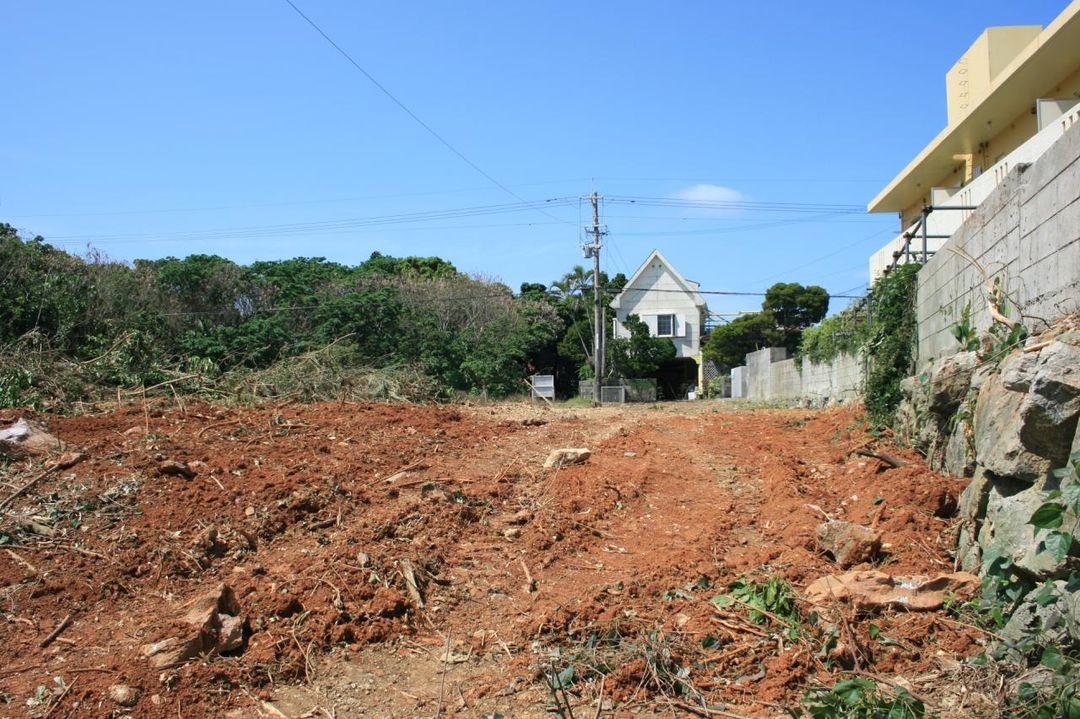 1259 sqm Development Land for Sale in Motobu, Okinawa - Thumbnail 2