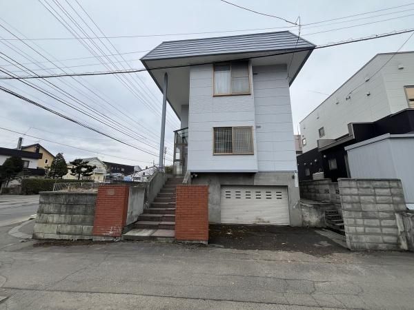 Land for Sale in Maruyama Nishi-machi, Chuo-ku, Sapporo - 198.38 sqm - Thumbnail 2