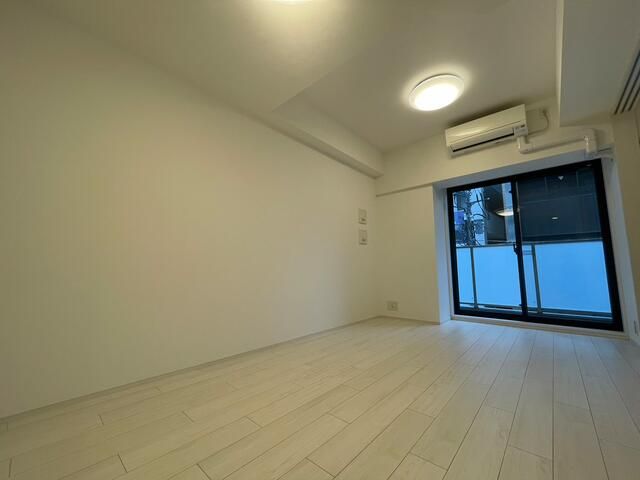 Modern 1LDK Apartment (40.86m²) in Bunkyo-ku, Tokyo - Thumbnail 4