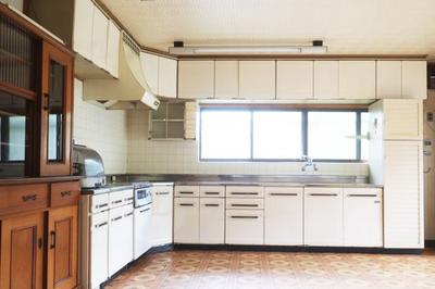 Property details: Tokushima Prefecture, Miyoshi-gun, Higashi-Miyoshi-cho, daytime aza Kamikomyoji/Hashikura Station Property information: Used detached house — Image 3, Miyoshi, Tokushima