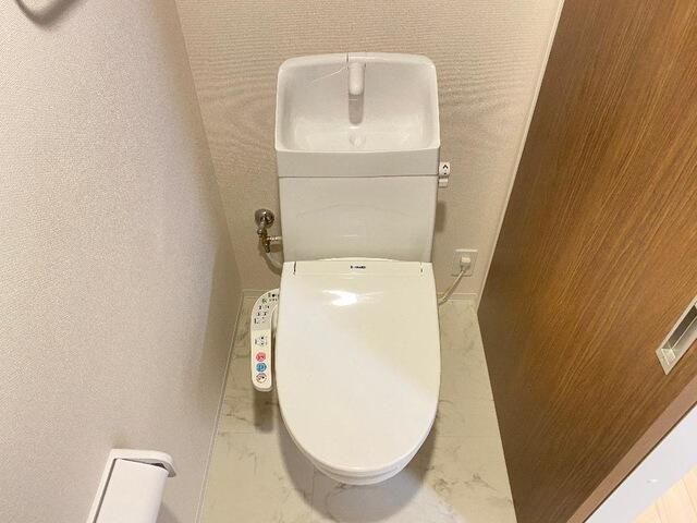 Modern 1LDK Apartment for Rent in Tsuchiura, Ibaraki - Thumbnail 4