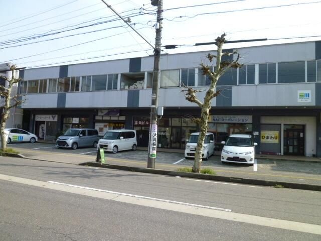 Commercial Space for Rent in Fukui City, Fukui Prefecture - Thumbnail 4