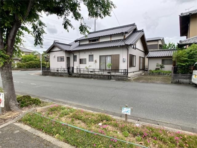 2001-Built 5DK House on Large Corner Plot in Fukuroi, Shizuoka - Image 7