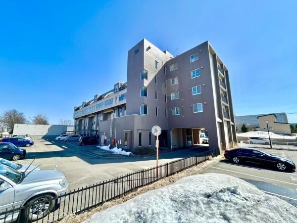 2LDK Apartment for Sale in Kiyota-ku, Sapporo, Hokkaido - Thumbnail 4