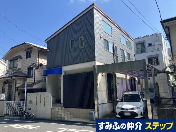 3LDK House for Sale in Hachioji, Tokyo with Carport - Main Image