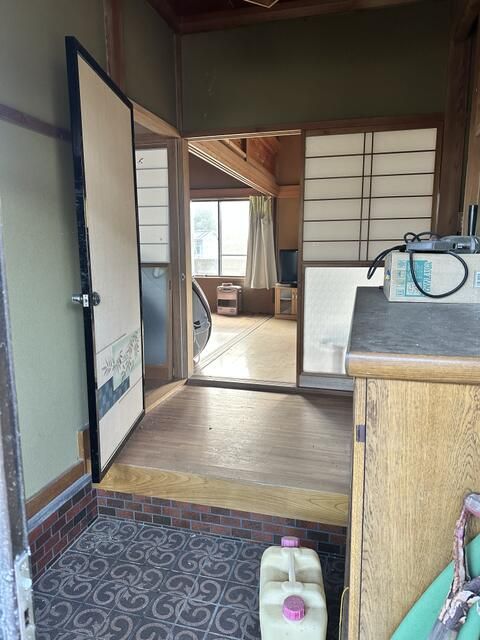 1897 Meiji-Era Wooden House for Sale in Kashiwazaki, Niigata - Thumbnail 2