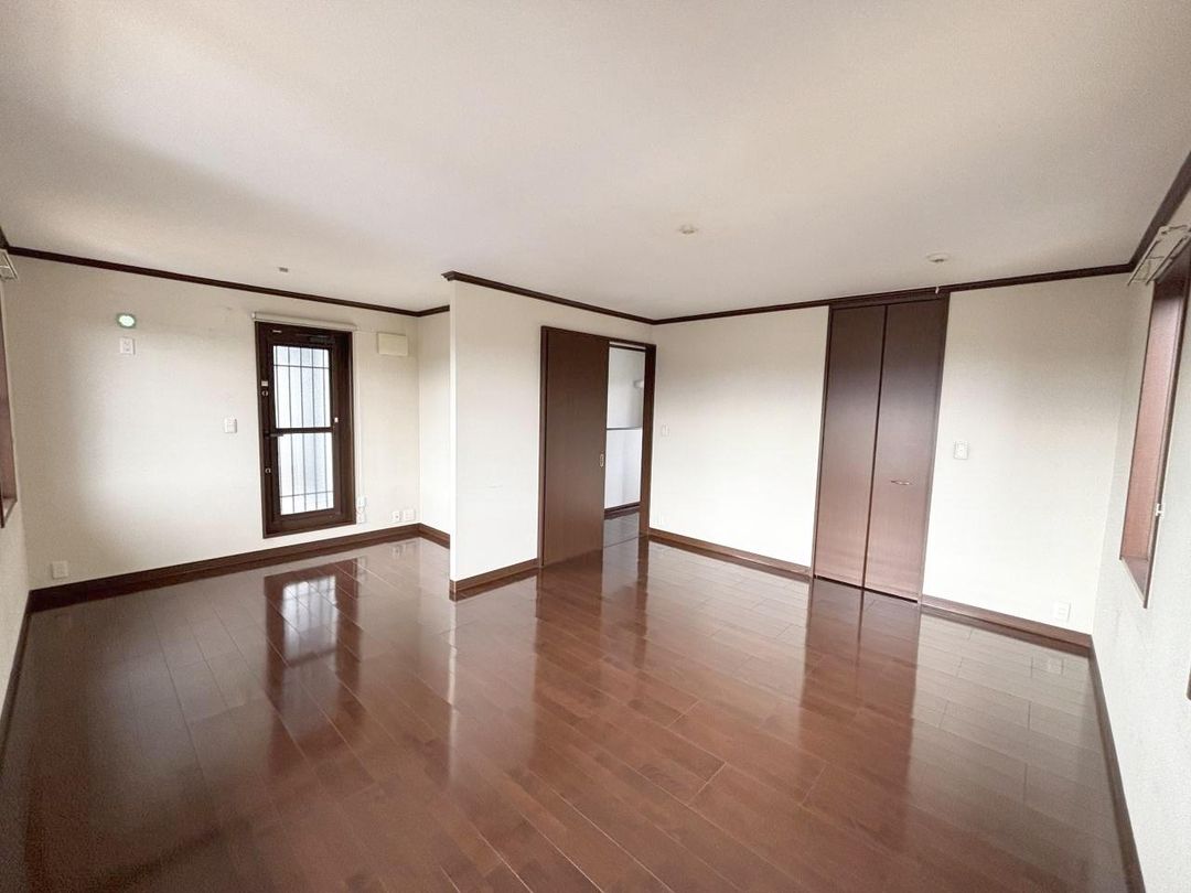3LDK Used Detached House for Sale in Isesaki, Gunma - Thumbnail 3
