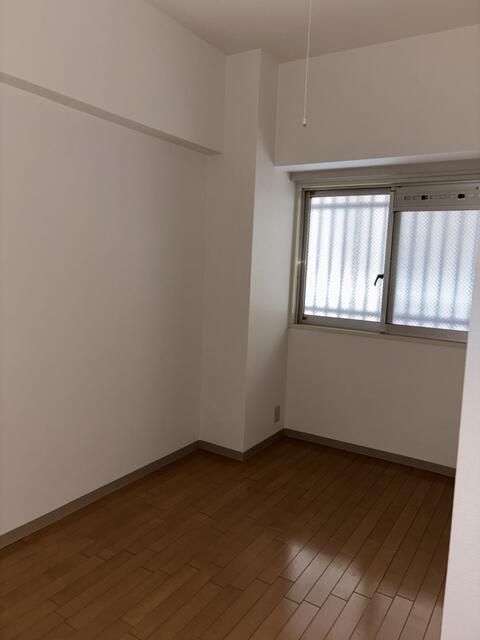 2LDK Apartment for Rent in Koto-ku, Tokyo - 55.82 sqm - Thumbnail 3