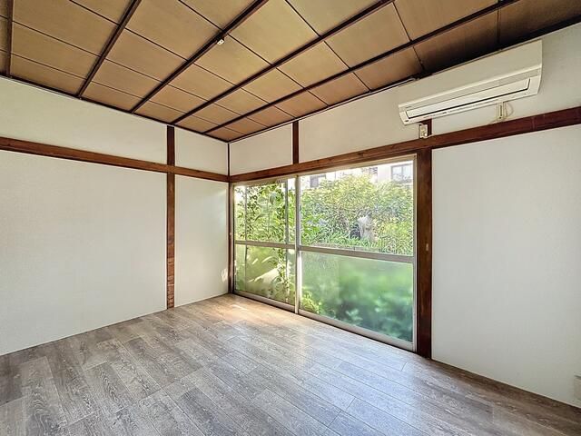 2LDK Detached House for Rent in Koshigaya, Saitama - Thumbnail 3