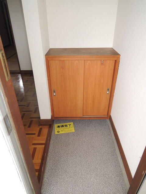 2DK Apartment for Rent in Higashiyamato, Tokyo - Thumbnail 4