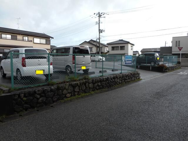 Smile Parking Space for Rent in Niigata City - Thumbnail 2