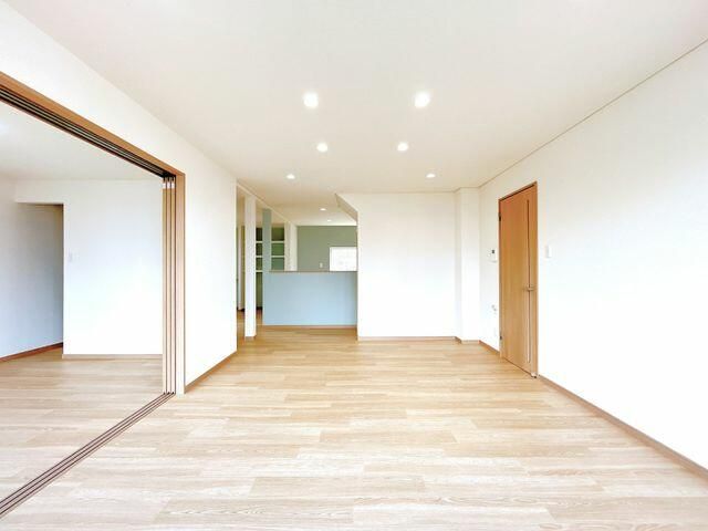 Renovated 3LDK House in Quiet Sapporo Residential Area - Thumbnail 4