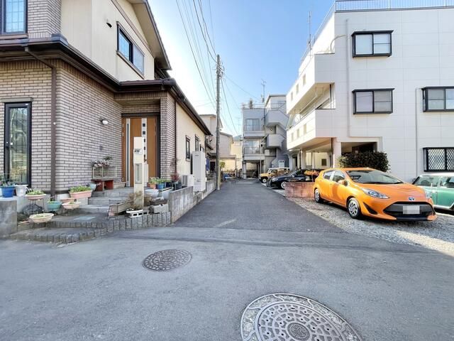 8-Unit Apartment Building for Sale in Tokorozawa, Saitama - Thumbnail 3