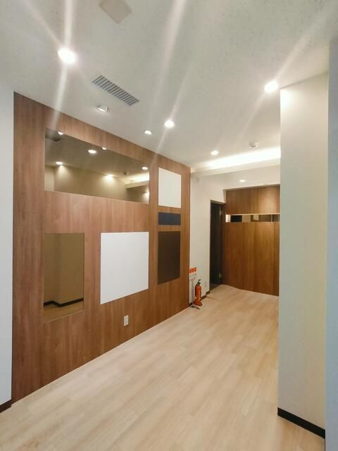 80 sqm Commercial Unit for Rent near Kotoni Station, Sapporo - Thumbnail 3