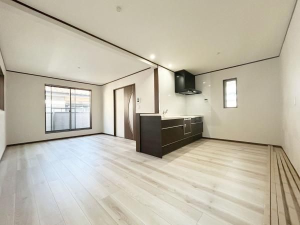 New 2025 2SLDK House in Kawaguchi, Saitama | 98.10 sqm - Thumbnail 3