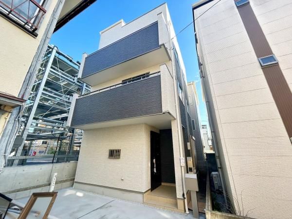 New 2025 2SLDK House in Kawaguchi, Saitama | 98.10 sqm - Image 1