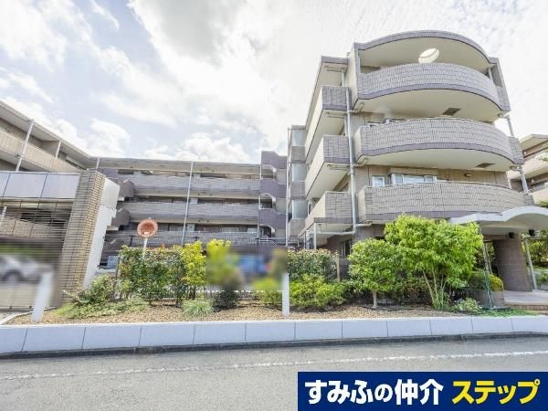 2SLDK Apartment for Sale in Setagaya, Tokyo - 92.58 sqm - Thumbnail 3