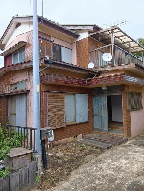 Land with Deteriorated House for Sale in Kamagaya, Chiba - Image 7