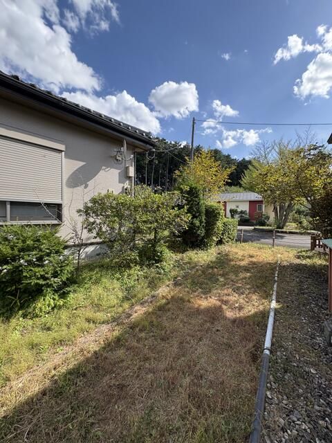 1LDK House for Sale in Sakura City, Tochigi with Garden and Mountain Views - Thumbnail 3