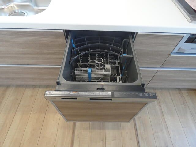 New 4LDK House in Takasaki with Barrier-Free Design - Thumbnail 4