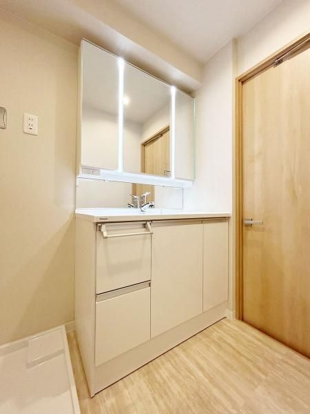 Kikusui Terminal Heights 2SLDK Apartment Near Station, Sapporo - Thumbnail 4