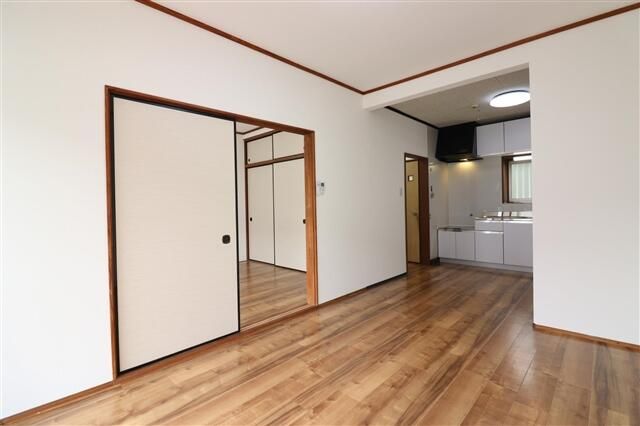 1LDK Apartment for Rent in Oami Shirasato, Chiba - 38m² - Thumbnail 2