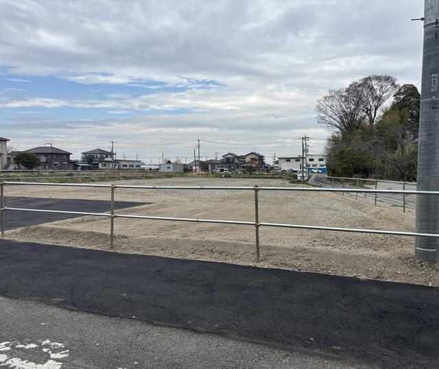 Land for Sale in Yoshikawa City, Saitama - 4683 sqm - Thumbnail 3
