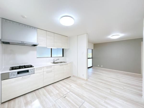 Renovated 4LDK House in Tottori City with Warranty - Thumbnail 3