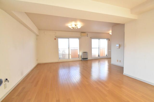 3LDK Apartment for Sale in Toyohira-ku, Sapporo, Hokkaido - Thumbnail 3