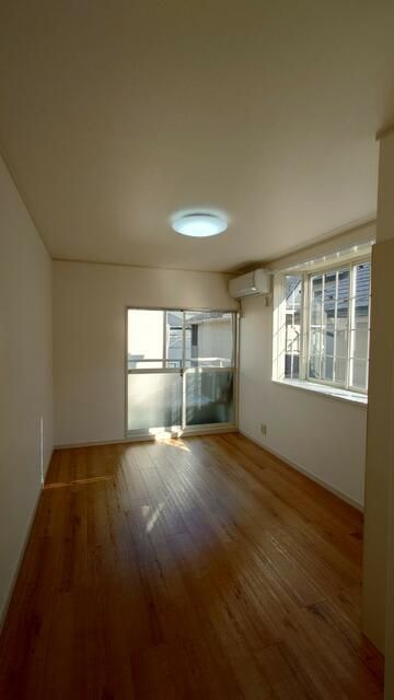 1R Apartment for Rent near Higashikurume Station, Tokyo - Thumbnail 3
