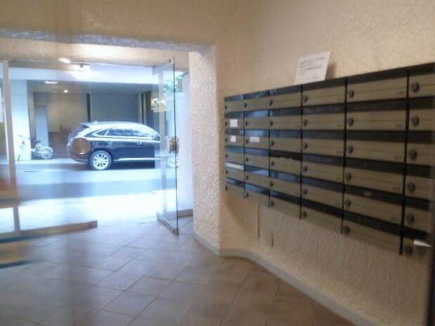 Chisan Mansion Harajuku Office for Sale in Shibuya, Tokyo - Thumbnail 4