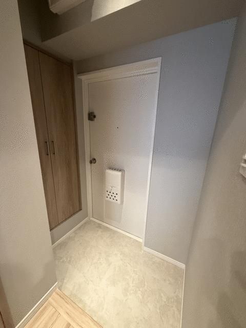 Chisan Mansion Harajuku Office for Sale in Shibuya, Tokyo - Thumbnail 3