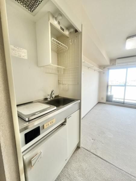 Studio Condo in Yokohama, Kanagawa - 16.29 sqm - Thumbnail 4