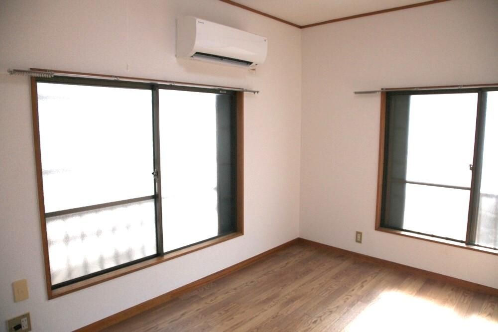 1K Apartment for Rent near Hibarigaoka Station, Niiza - Thumbnail 4