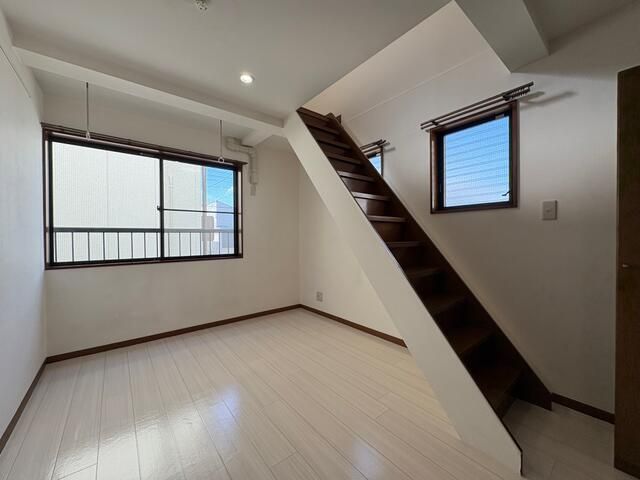 1SK Apartment for Rent in Suginami, Tokyo - 30.00㎡ - Thumbnail 2