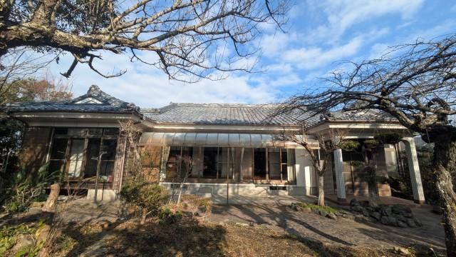 Kagoshima Countryside Home with Large Land Plot and Beach Access - Thumbnail 2