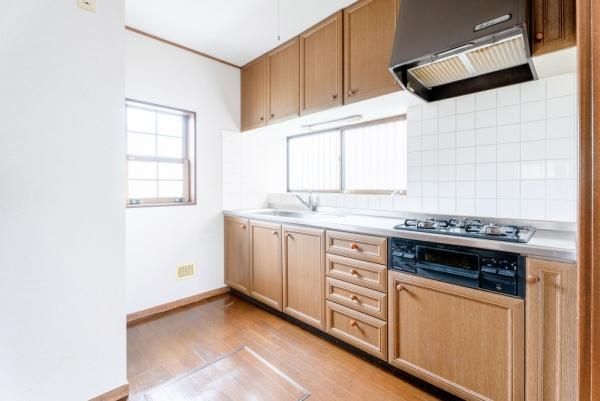 4LDK Detached House for Sale in Yokohama Aoba Ward - Thumbnail 2