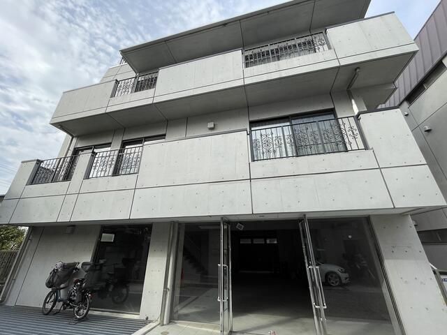 Commercial Space for Rent in Kichijoji, Musashino City - 115.97 sqm - Thumbnail 2
