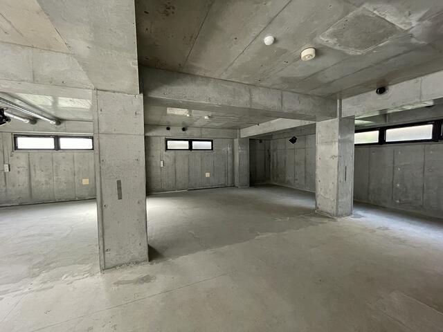 Commercial Space for Rent in Kichijoji, Musashino City - 115.97 sqm - Thumbnail 4