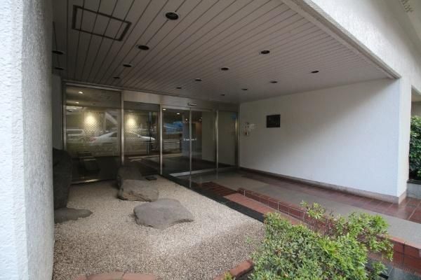 Itopia Gotanda Mansion 1LDK Apartment for Sale in Shinagawa, Tokyo - Thumbnail 3