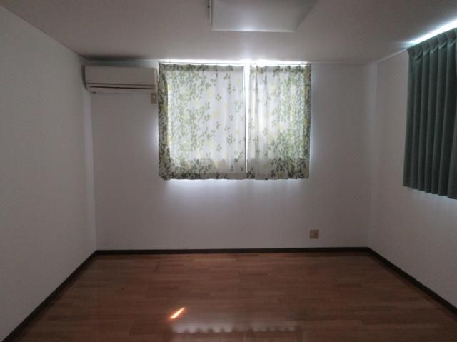 1DK Apartment for Rent in Yamanaka Onsen, Kaga City - Thumbnail 2