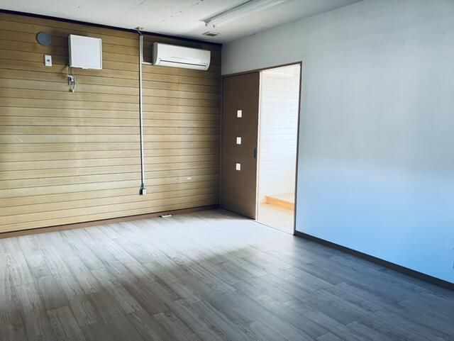 Office for Rent in Aizu-Wakamatsu, Fukushima - 169.84 sqm - Thumbnail 4
