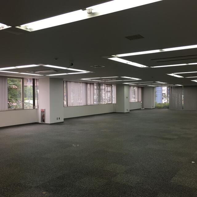 Sophia Circle Building Commercial Space for Rent in Tama, Tokyo - Thumbnail 3