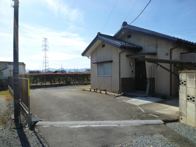 3LDK House for Sale in Maebashi, Gunma | 320.34 sqm Land - Image 1