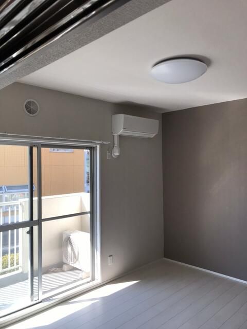 3DK Apartment for Rent in Yokohama Midori-ku Near Kamoi Station - Thumbnail 2