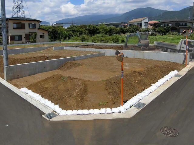 Vacant Land for Sale in Hadano, Kanagawa - 119.97 sqm Corner Lot - Thumbnail 4