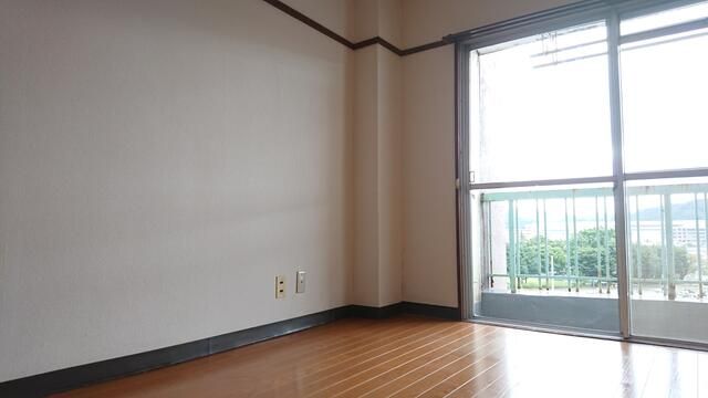 1K Apartment for Rent in Fukushima City, Fukushima Prefecture - Thumbnail 3