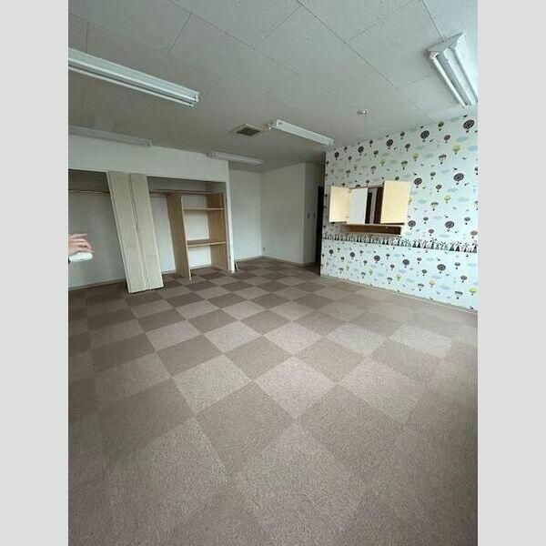 Sapporo Chuo-ku Commercial Shop/Office for Rent - 74 sqm - Thumbnail 3